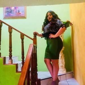 Meet your Posher, Mitzi